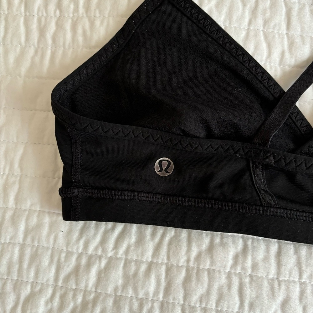 LULULEMON 6 Black Bralette - Picture 3 of 6